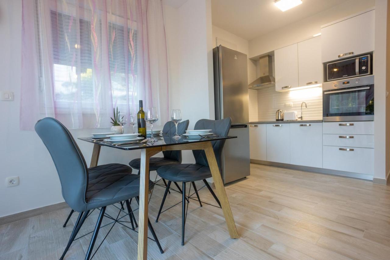 R&R Residence โปดสตรานา ห้อง รูปภาพ
