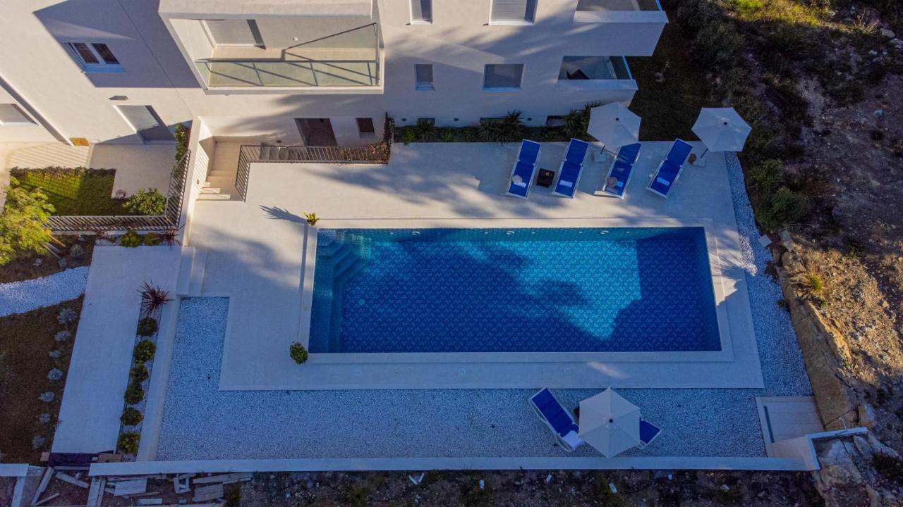 R&R Residence โปดสตรานา ภายนอก รูปภาพ