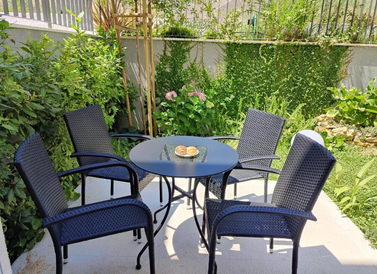 R&R Residence โปดสตรานา ภายนอก รูปภาพ