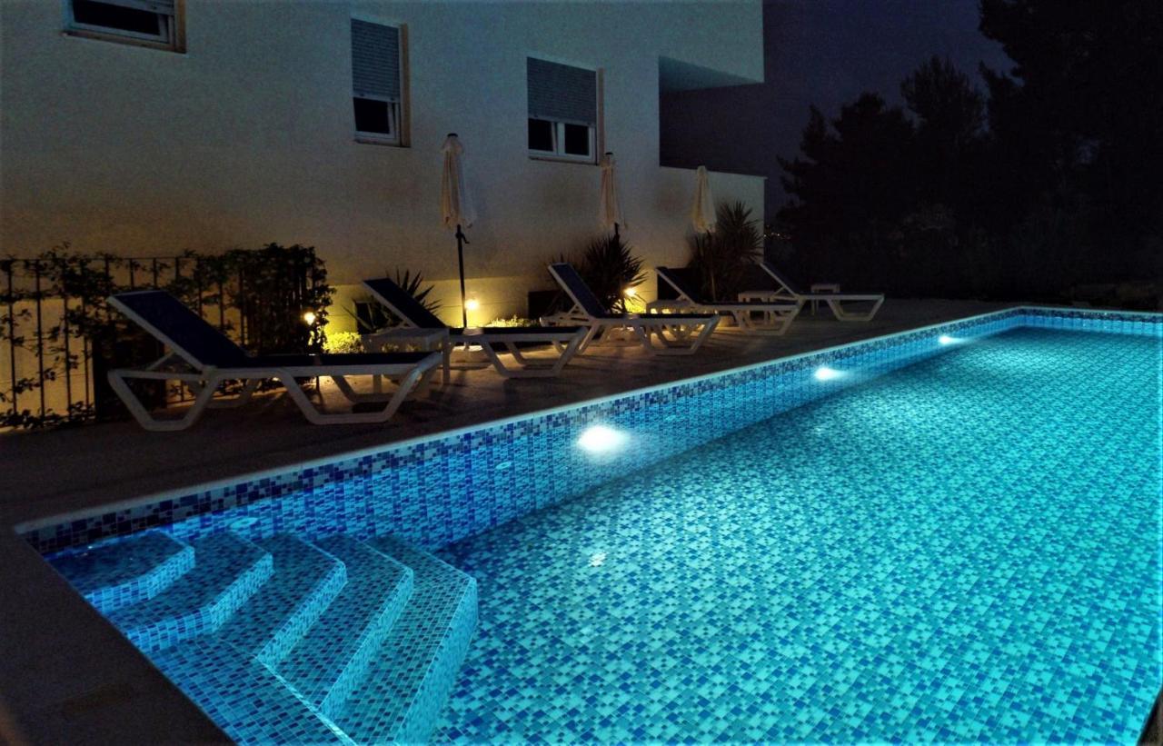 R&R Residence โปดสตรานา ภายนอก รูปภาพ