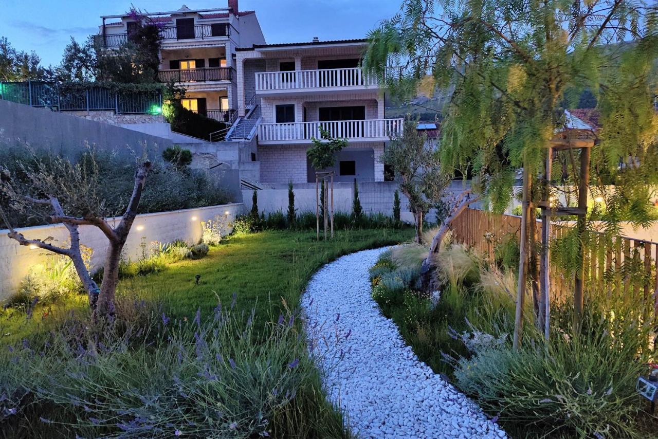R&R Residence โปดสตรานา ภายนอก รูปภาพ