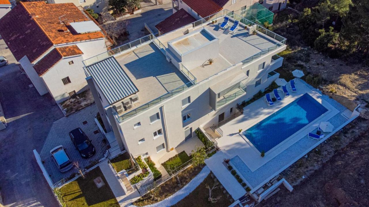 R&R Residence โปดสตรานา ภายนอก รูปภาพ