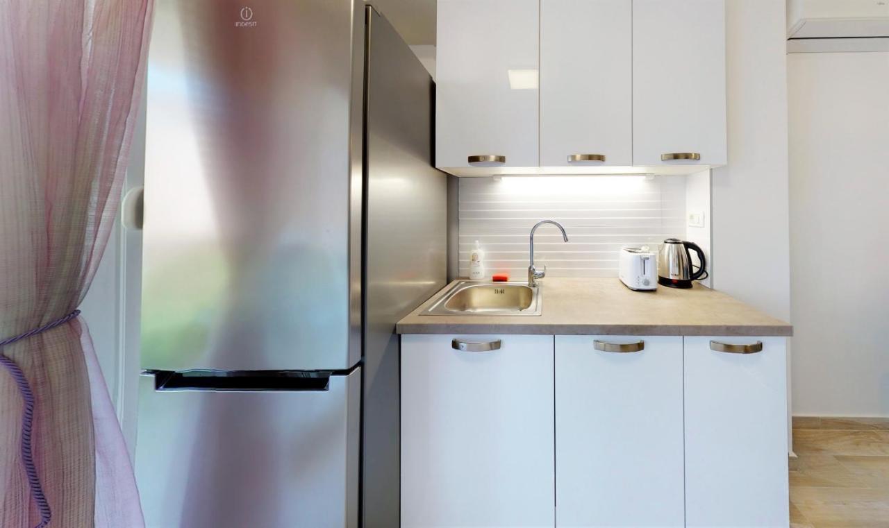 R&R Residence โปดสตรานา ภายนอก รูปภาพ